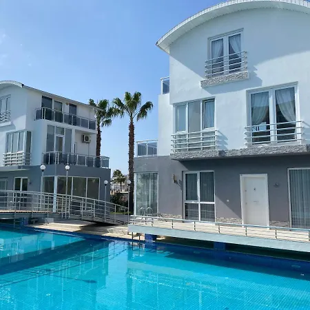 Villa Luxury Holiday - Kremlin Homes